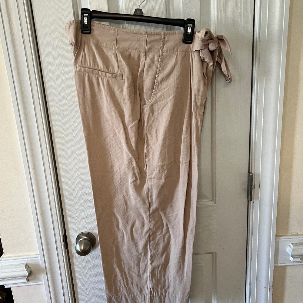 Madison Wide Leg Pants wit bow tie detail belt - SZ 12